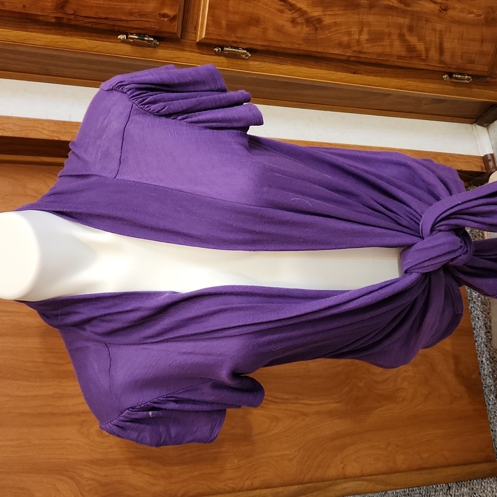 woman's top